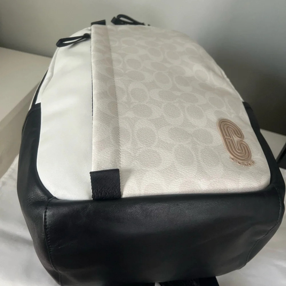 Coach Large Backpack - Picture 3 of 8